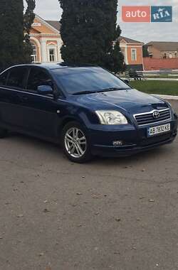 Седан Toyota Avensis 2003 в Хмельнике