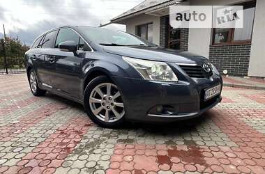 Універсал Toyota Avensis 2009 в Коломиї