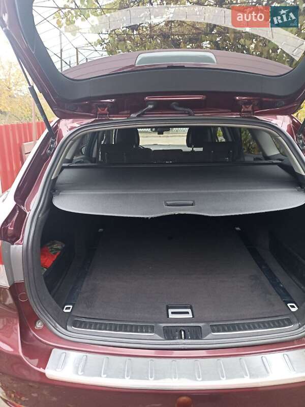 Універсал Toyota Avensis 2012 в Рівному