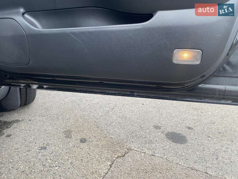 Седан Toyota Avensis 2007 в Киеве