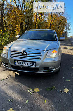 Седан Toyota Avensis 2005 в Тернополе