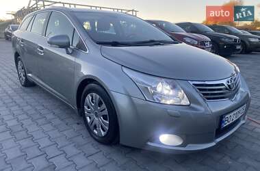 Універсал Toyota Avensis 2009 в Чернівцях