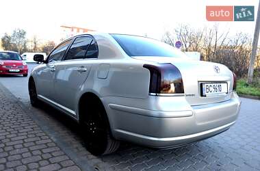 Седан Toyota Avensis 2007 в Львове