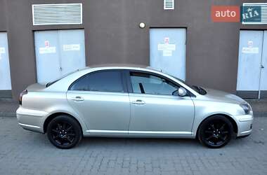 Седан Toyota Avensis 2007 в Львове