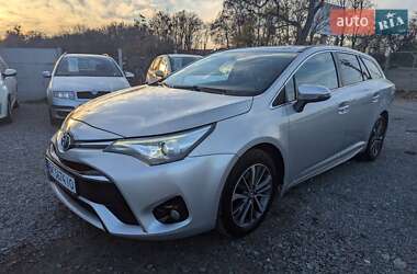 Універсал Toyota Avensis 2016 в Рівному