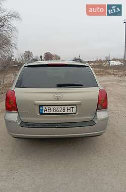 Универсал Toyota Avensis 2004 в Баре