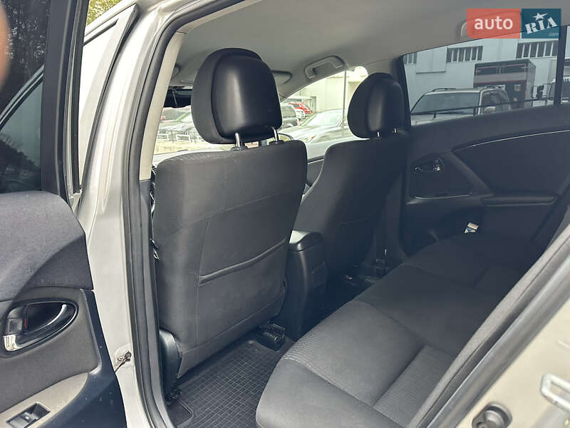 Универсал Toyota Avensis 2009 в Киеве фото 23 Универсал Toyota Avensis 2009 в Киеве