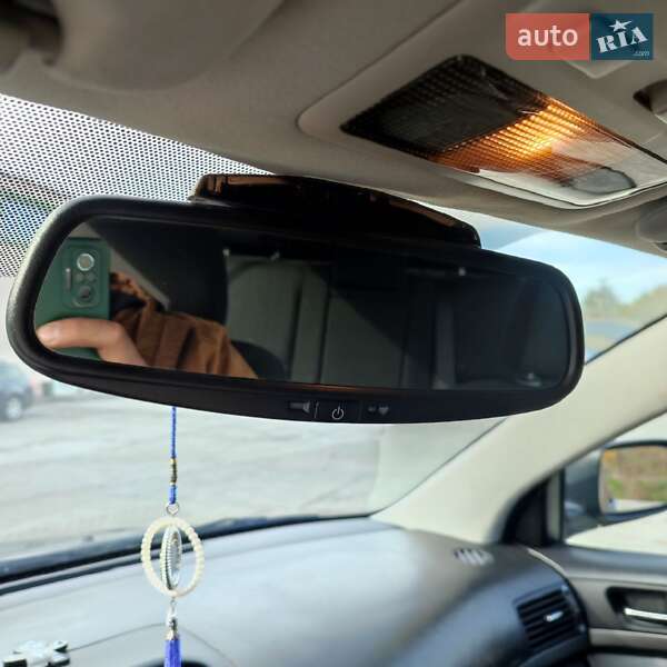 Універсал Toyota Avensis 2005 в Стрию