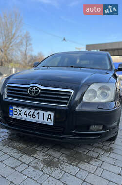 Седан Toyota Avensis 2005 в Кам'янець-Подільському