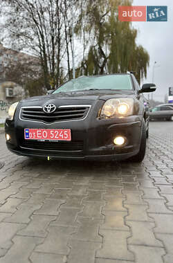 Универсал Toyota Avensis 2007 в Луцке