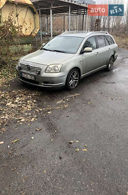 Универсал Toyota Avensis 2005 в Славянске