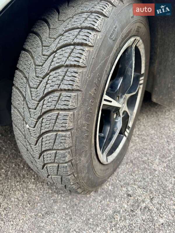 Седан Toyota Avensis 2004 в Харькове фото 14 Седан Toyota Avensis 2004 в Харькове