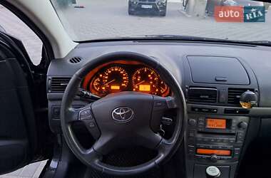 Универсал Toyota Avensis 2008 в Хмельницком