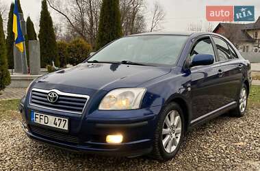 Лифтбек Toyota Avensis 2005 в Коломые