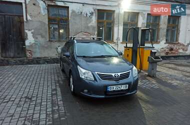 Универсал Toyota Avensis 2011 в Ильинцах