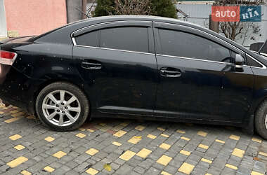 Седан Toyota Avensis 2010 в Полтаві