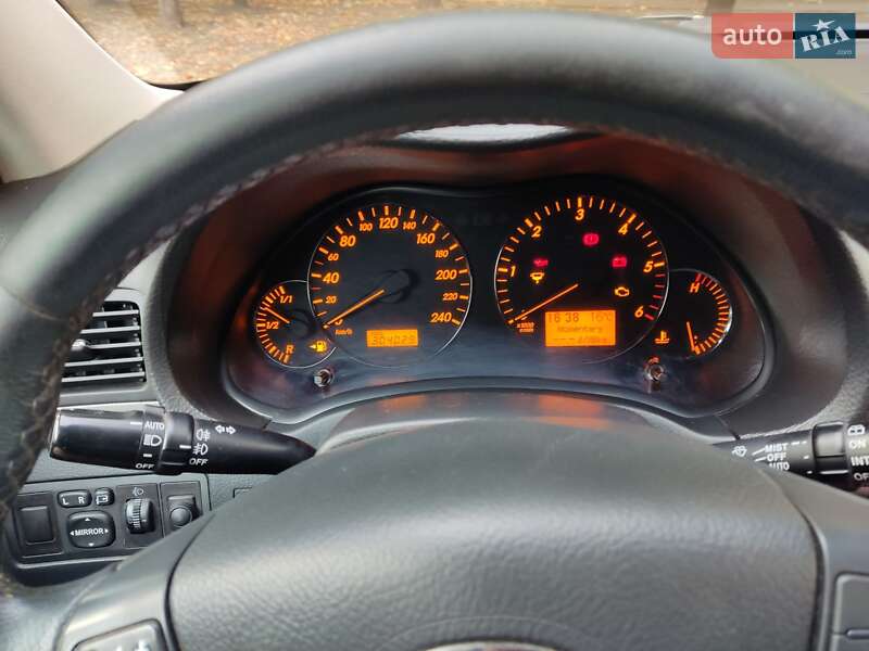 Універсал Toyota Avensis 2008 в Кривому Розі