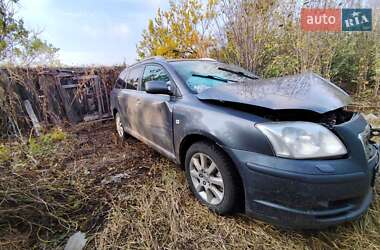 Универсал Toyota Avensis 2005 в Первомайске