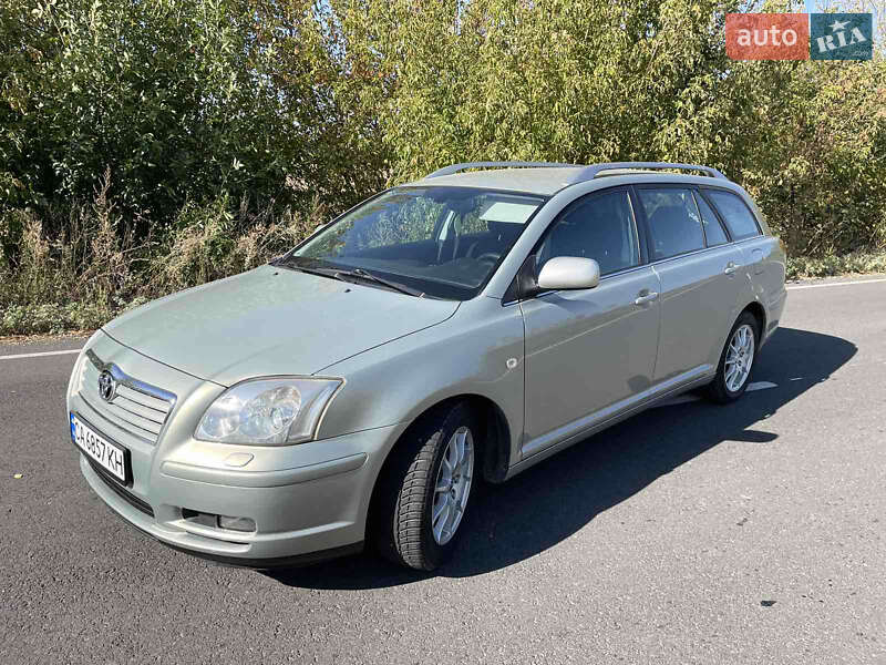Универсал Toyota Avensis 2005 в Христиновке