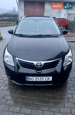 Универсал Toyota Avensis 2009 в Тернополе