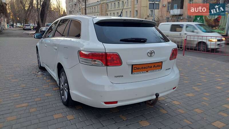 Универсал Toyota Avensis 2010 в Одессе