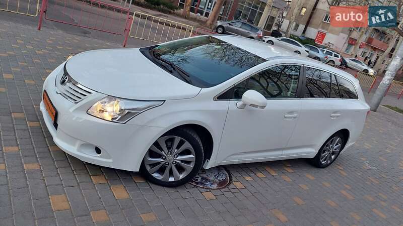 Универсал Toyota Avensis 2010 в Одессе