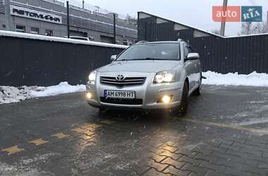 Універсал Toyota Avensis 2006 в Житомирі