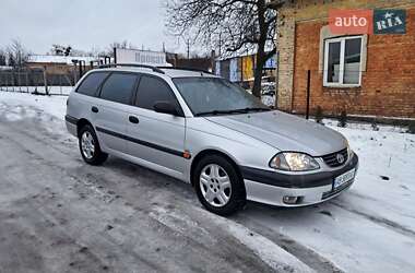 Универсал Toyota Avensis 2001 в Жмеринке