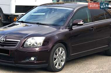 Седан Toyota Avensis 2008 в Полтаві