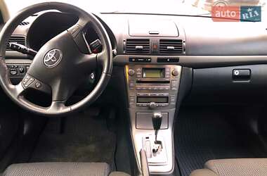 Седан Toyota Avensis 2008 в Полтаві