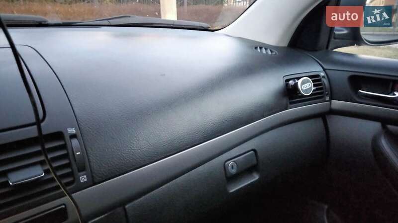 Универсал Toyota Avensis 2007 в Луцке