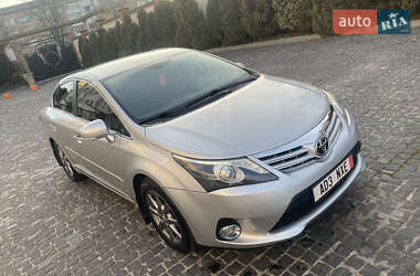 Седан Toyota Avensis 2013 в Коломиї