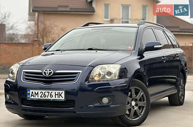 Універсал Toyota Avensis 2006 в Бердичеві