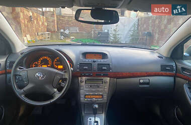 Універсал Toyota Avensis 2006 в Тернополі