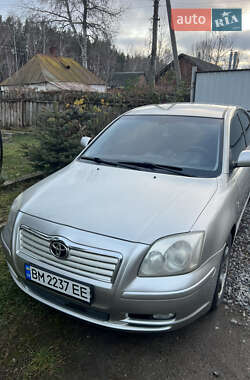 Седан Toyota Avensis 2003 в Охтирці