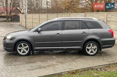 Універсал Toyota Avensis 2007 в Рожище