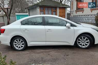 Седан Toyota Avensis 2013 в Житомирі