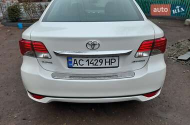 Седан Toyota Avensis 2013 в Житомирі