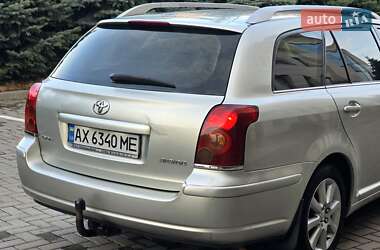 Універсал Toyota Avensis 2003 в Харкові