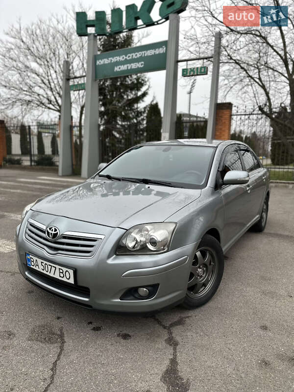 Седан Toyota Avensis 2008 в Олександрії