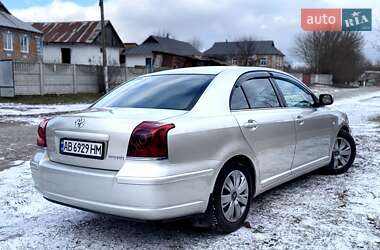 Седан Toyota Avensis 2003 в Виннице