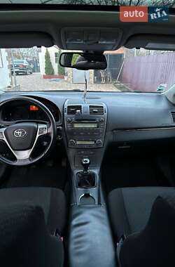 Универсал Toyota Avensis 2009 в Подольске