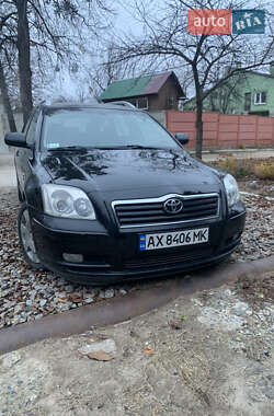 Універсал Toyota Avensis 2003 в Харкові