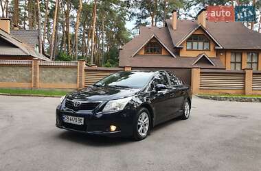 Седан Toyota Avensis 2011 в Чернігові