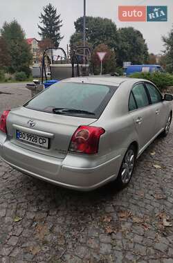 Лифтбек Toyota Avensis 2008 в Зборове