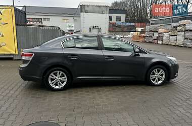 Седан Toyota Avensis 2009 в Виннице