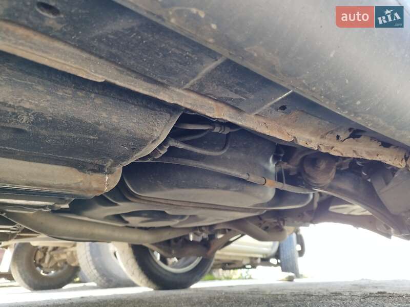 Ліфтбек Toyota Avensis 2008 в Хоролі