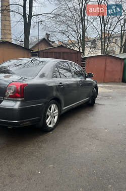 Седан Toyota Avensis 2006 в 