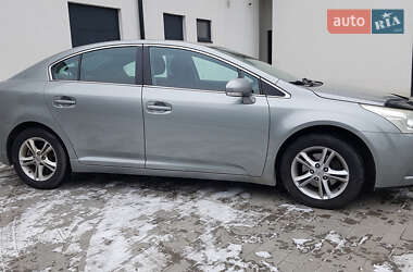 Седан Toyota Avensis 2009 в Вінниці