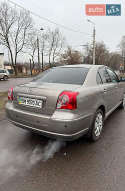 Седан Toyota Avensis 2006 в Сумах